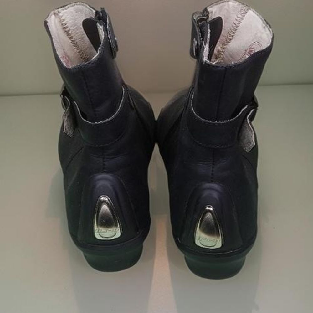 Icon Sacred Riding Boots - Picture 4 of 8